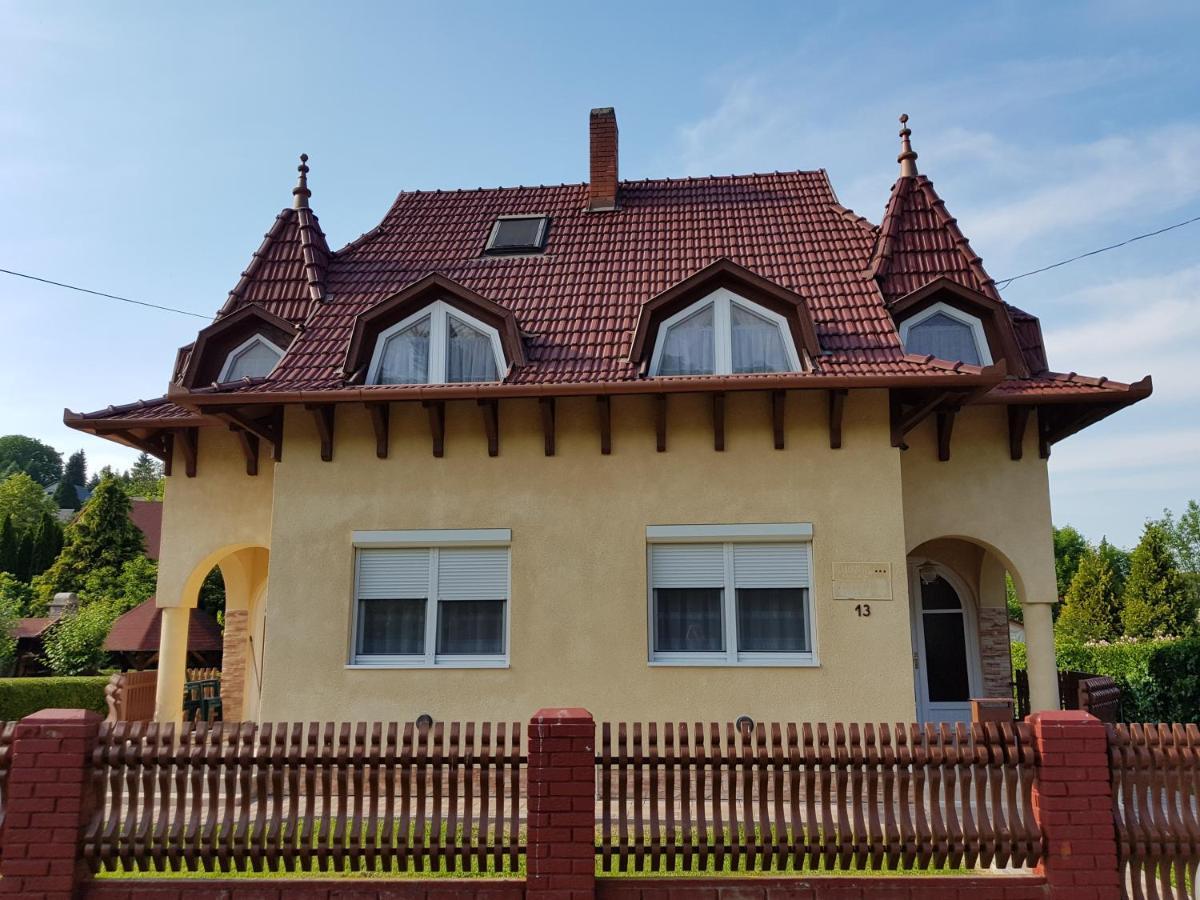 Henrietta Apartmanhaz Apartment Zalakaros Exterior foto